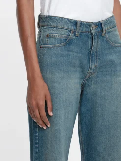 Bernie Relaxed Jean In Mid Blue
