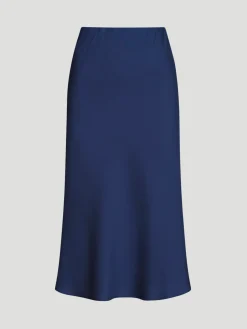 Chamonix Long Skirt in Navy