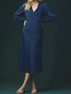 Chamonix Long Skirt in Navy
